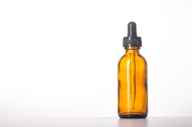 Kimya şişe cam için test laboratuarı.