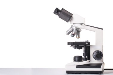 Mikroskop makine araştırma deneme beyaz arka plan ile.