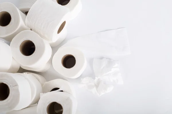 Toilettenpapierrolle Mit Weißem Hintergrund — Stockfoto