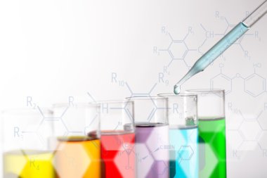 Kimya şişe cam için test laboratuarı.