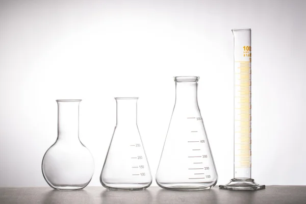 Chemistry flask glassware for test laboratory. — Stock Photo, Image