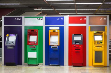 Atm makine Bankası renkli