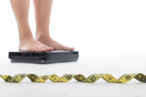 Waage wiegt zur Überprüfung Ihres Körpers — Stockfoto