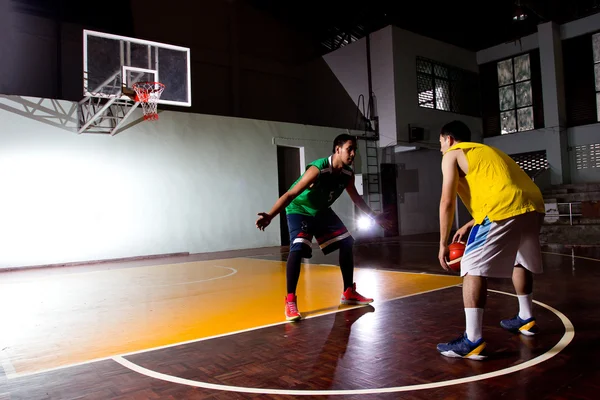 Two Basketball players competition game — Stock Photo, Image