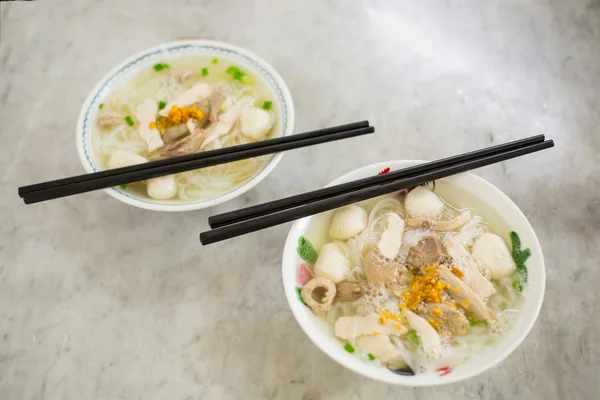 Penang słynnego Koay Teow zupa z ryb piłkę — Zdjęcie stockowe