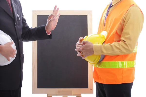 Engenheiro discutir e apresentar o seu trabalho para se preparar — Fotografia de Stock