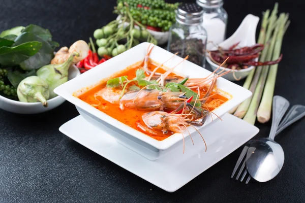 Tom yam kung, cibo preferito asiatico — Foto Stock