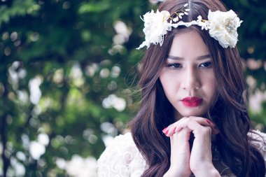 Harika gelin el düşünüyor ve dilek holding 