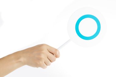 Sağ işaret kabul tutun 