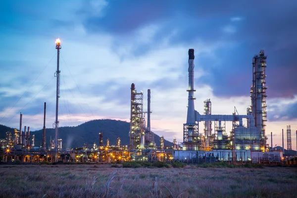 Petrochemical oil refinery plant — Stock Photo, Image