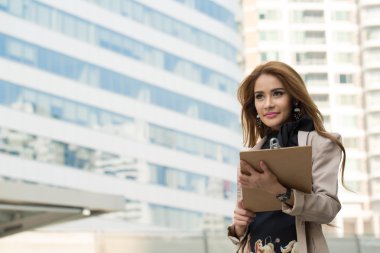 İşkadını Not ve işini düşünüyorum 