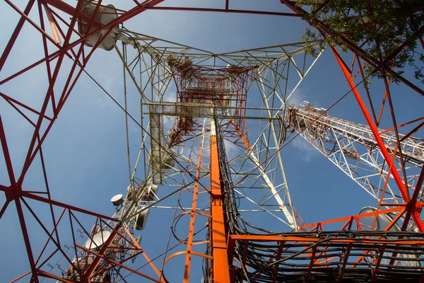 Telecommunication mast TV antennas — Stock Photo, Image
