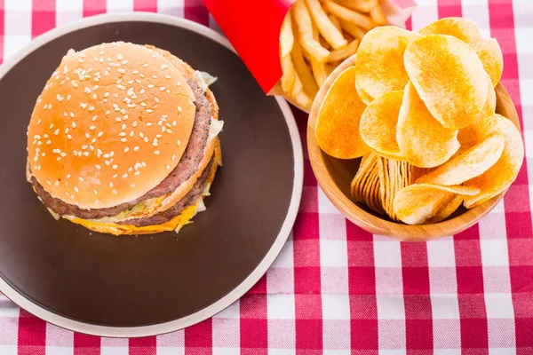 Hamburger al formaggio — Foto Stock