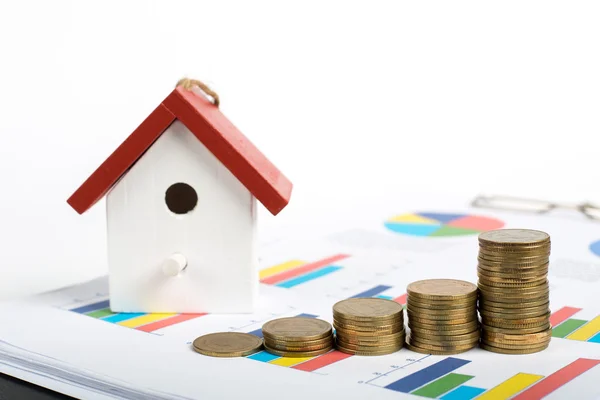 Huis en geld — Stockfoto