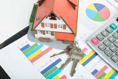 Mortgage hesap makinesi ve yükleme özelliği belge kavramı.