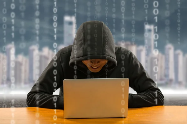 Programista Hakerów Pomocą Komputera Laptop Hack Informacji Danych Konta Użytkownika — Zdjęcie stockowe