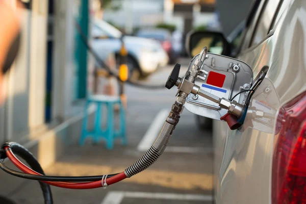 Alternatywne tankowanie paliwa — Zdjęcie stockowe