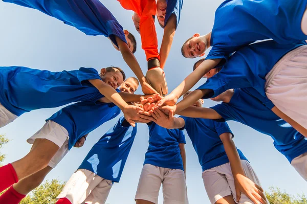 Kinderen voetbalteam — Stockfoto