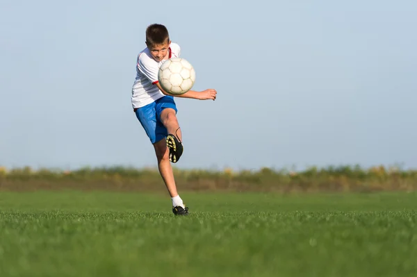 Fútbol infantil —  Fotos de Stock