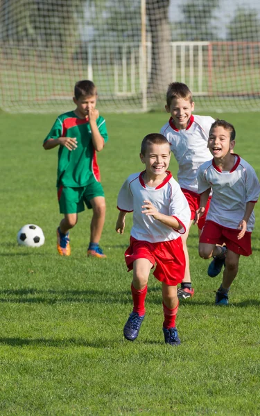 Çocuklar Futbolu — Stok fotoğraf