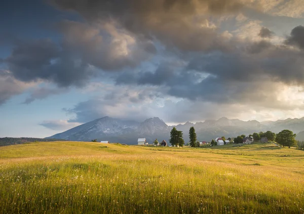 Montagne nel parco nazionale — Foto Stock