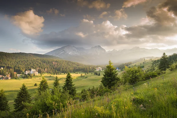 Montagnes dans le parc national — Photo