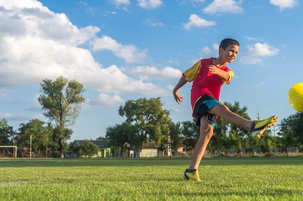 Niños Fútbol —  Fotos de Stock