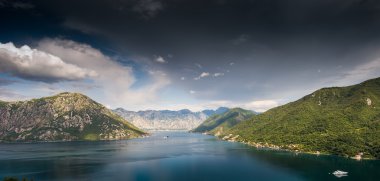  Kotor, Karadağ'defne