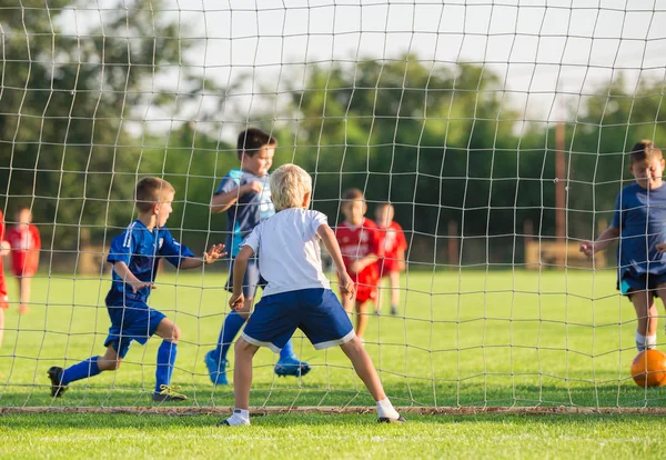 Calcio per bambini — Foto Stock