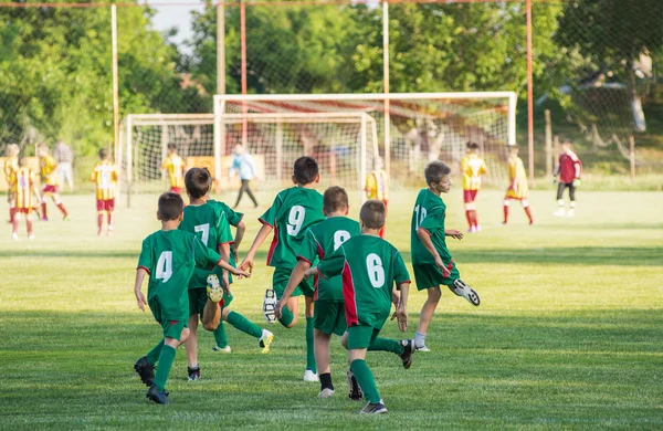 Allenamento calcio per bambini — Foto Stock