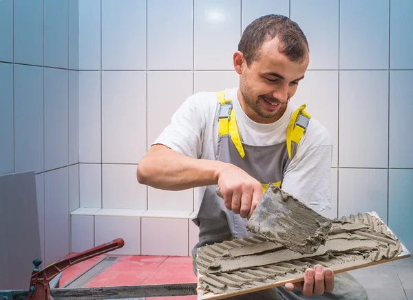 Install ceramic tiles — Stock Photo, Image