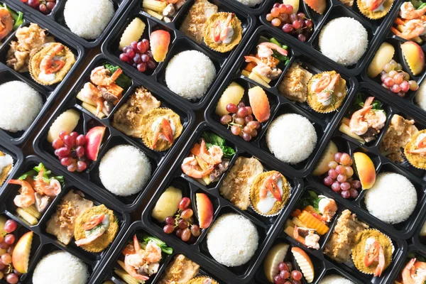 Kész Enni Ázsiai Rizs Doboz Modern Thai Étel Elvenni Műanyag — Stock Fotó