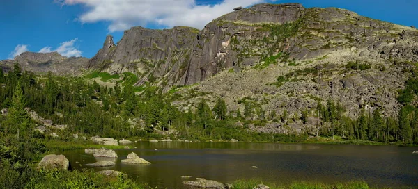 Rusia Sur Del Territorio Krasnoyarsk Los Sayanos Orientales Lago Del — Foto de Stock