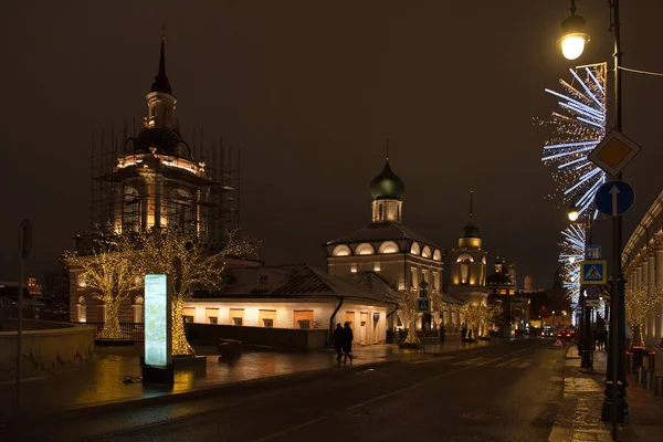 Mosca Russia Dicembre 2020 Illuminazione Capodanno Presso Chiesa Maxim Beato — Foto Stock