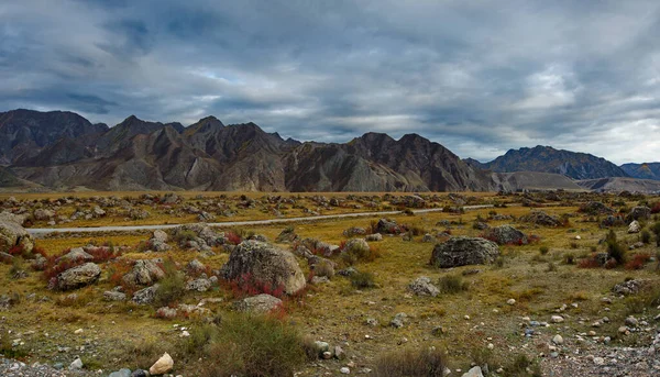 Rusya Batı Sibirya Nın Güneyi Altai Dağı Chui Yolu Boyunca — Stok fotoğraf