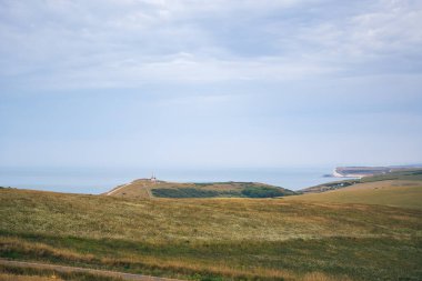Beachy Head 'deki Belle Tout Deniz Feneri, Eastbourne yakınlarındaki Tebeşir uçurumları Doğu Sussex, İngiltere