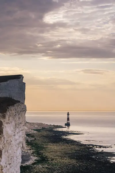 Krajina Fotografie Majáku Beachy Head Křídových Útesů Barevného Východu Slunce — Stock fotografie