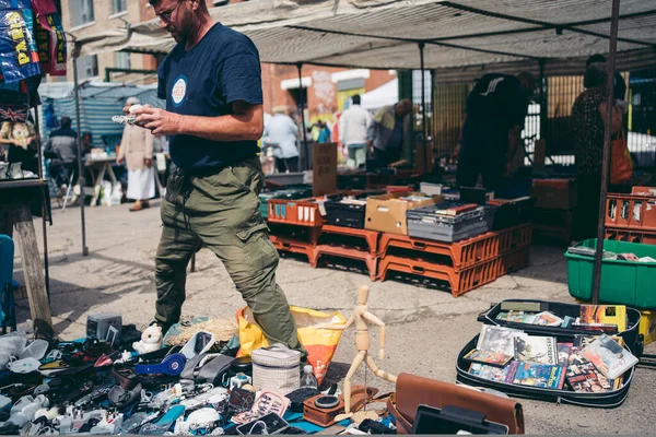 Brick Lane East London 2020 Gente Compra Vende Diferentes Artículos — Foto de Stock