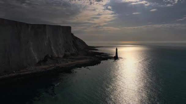 Bir Beachy Head Deniz Feneri Tebeşir Kayalıklarının Eastbourne Yakınlarında Ngiltere — Stok video