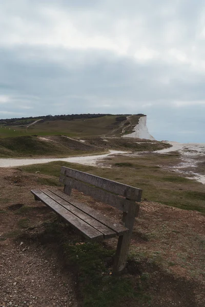 Seaford East Sussex Prázdná Lavička Vrcholku Křídových Útesů Seaford Head — Stock fotografie