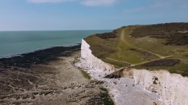 Flying over the Chalk Cliffs at Seaford Head Nature Reserve. Seven Sisters, South of England — Stock Video