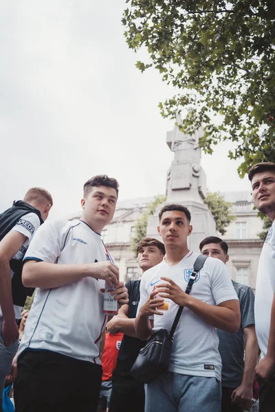 Londra Liguuk 2021 Tifosi Inglesi Riuniscono Trafalgar Square Assistere Alla — Foto Stock