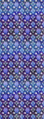 Çiçekli ipek eşarp. 1950-1960 motifleri. El çizimi çiçek unsurları olan soyut çizim raster deseni. Mavi ve mor üzerine mavi ve mor. Retro tekstil tasarım koleksiyonu.