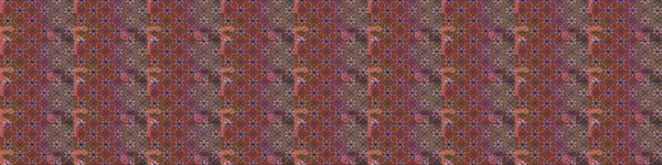 Tekstil için dikişsiz suluboya desen. Şirin çiçekli, desenli, kahverengi ve mor renklerde renksiz bir desen. El çizimi çiçek pürüzsüz desen (taş)).