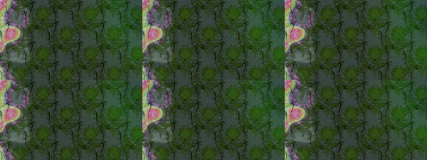 Nazikçe, güzel çiçek arkaplanı. Çiçekli karalama şeklinde Raster çiçek deseni. Yeşil ve gri renkte çiçekler.