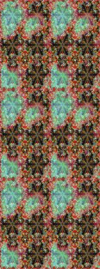 Kahverengi ve nötr renklerde altın elementlerle geleneksel altın sarısı desen. Barok tarzında kusursuz bir doğulu süsü..