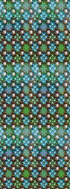 Raster çiçek desenleri çiziyor. Vadinin çiçekleri yeşil ve mavi renklerde.