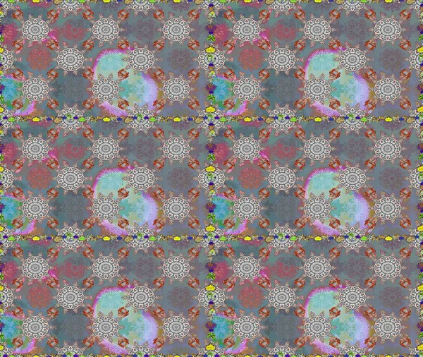 Moda baskıları için zarif bir şablon. Küçük renkli çiçekler. Çiçekli yaz çiçekleri. Küçük çiçekte güzel bir desen. Motley illüstrasyonu. Kusursuz..