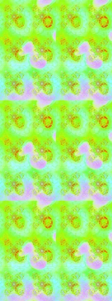 Yeşil ve nötr renklerde çiçekler. Küçük çiçekte sevimli çiçek deseni var..