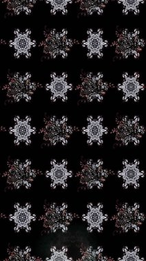 Çiçekleri, deniz kabukları, mandalaları ve suluboya efektleriyle donanma geçmişi. Eskiz modeli etnik tasarım. Yatak çarşafları, ceket, paket tasarımı, kumaş ve moda kavramları için tekstil baskısı.